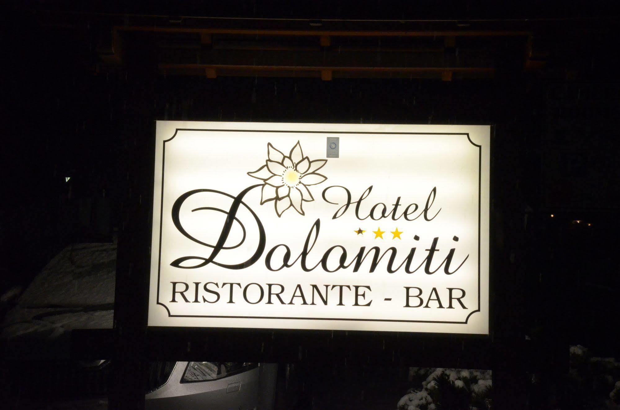 Alp Hotel Dolomiti 迪马罗 外观 照片